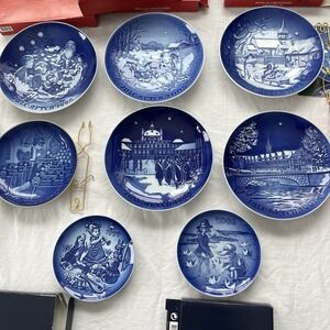 8 Plate  Collection  Bing & Grondahl Plates 5" And 7" Lot With Boxes
